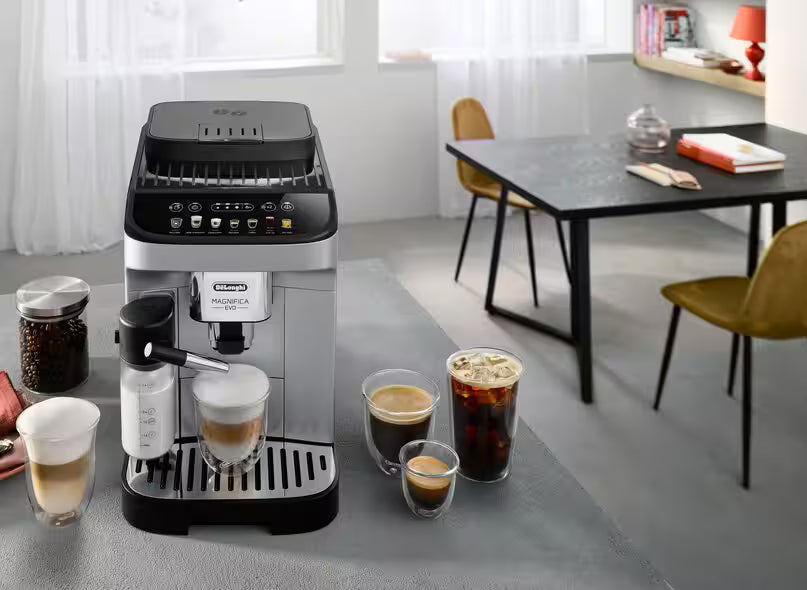 Magnifica Evo with LatteCrema System