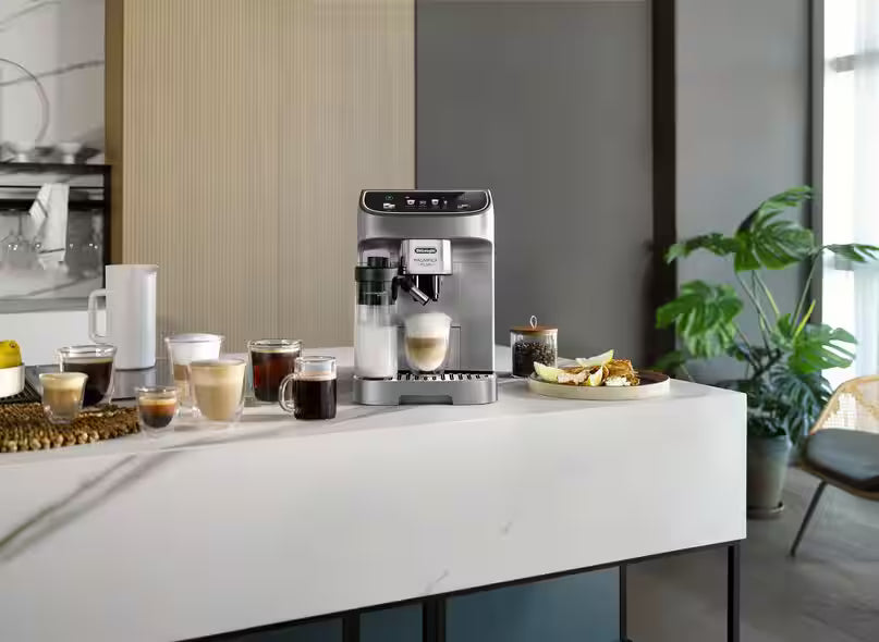 Magnifica Plus Fully Automatic Espresso Machine