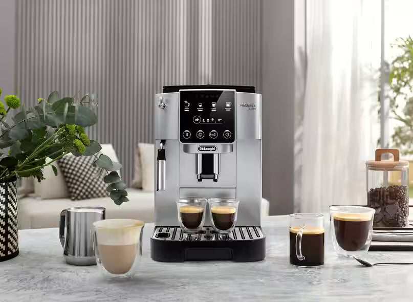 Magnifica Start Espresso Machine (Black) with Manual Milk Frothing